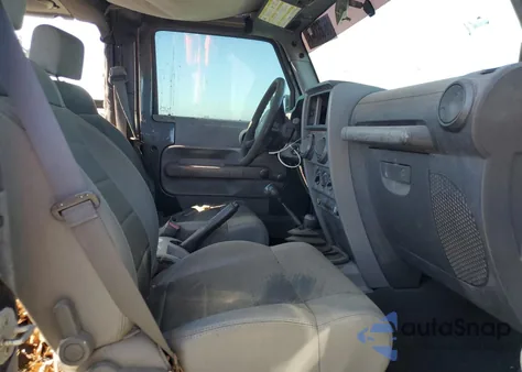 2007 Jeep Wrangler X z USA, uszkodzony, nr VIN 1J4FA241X7L132899